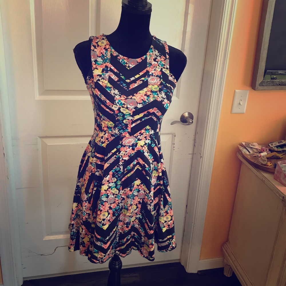 💘Floral mini dress🌸🌼